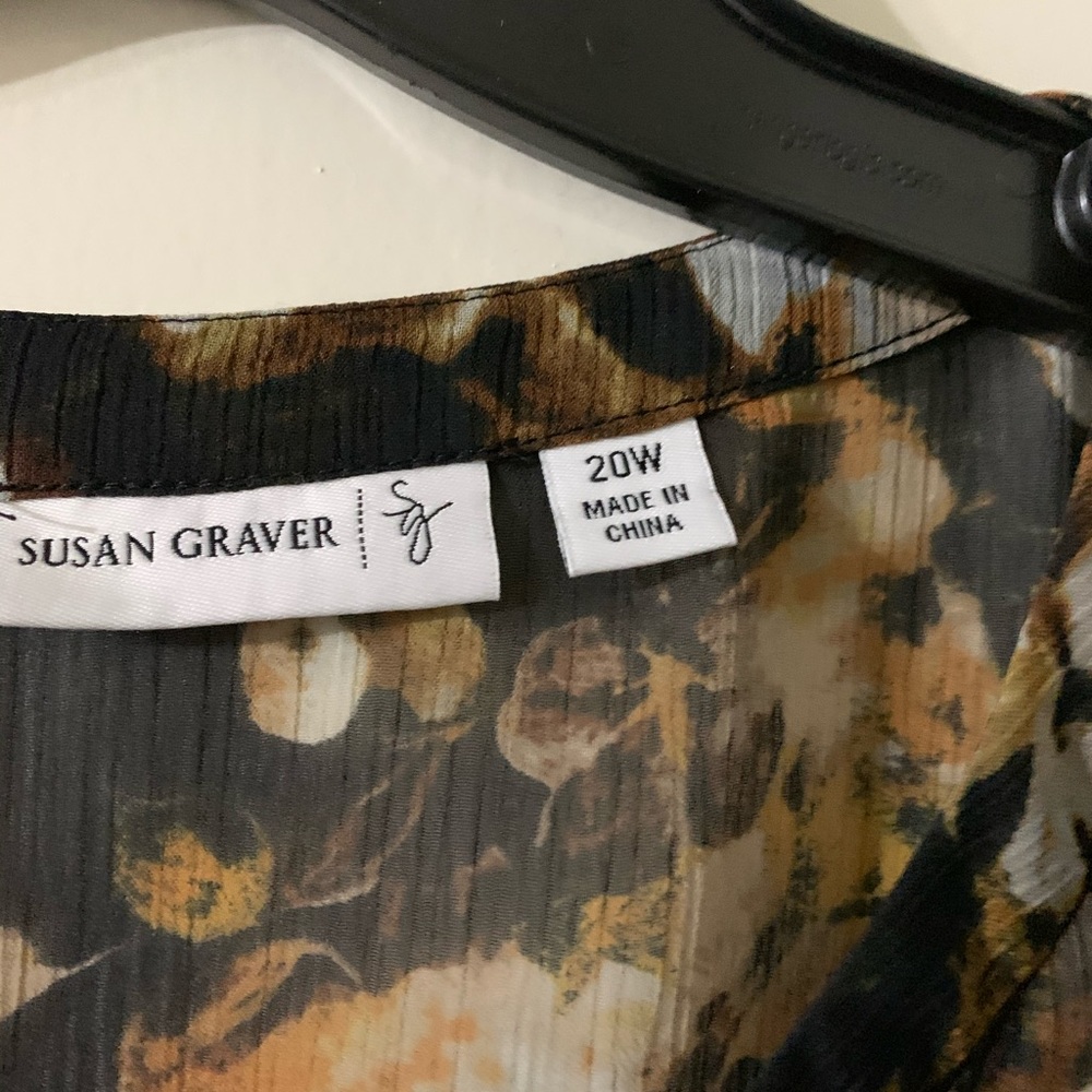Nice women’s Dress Shirt
